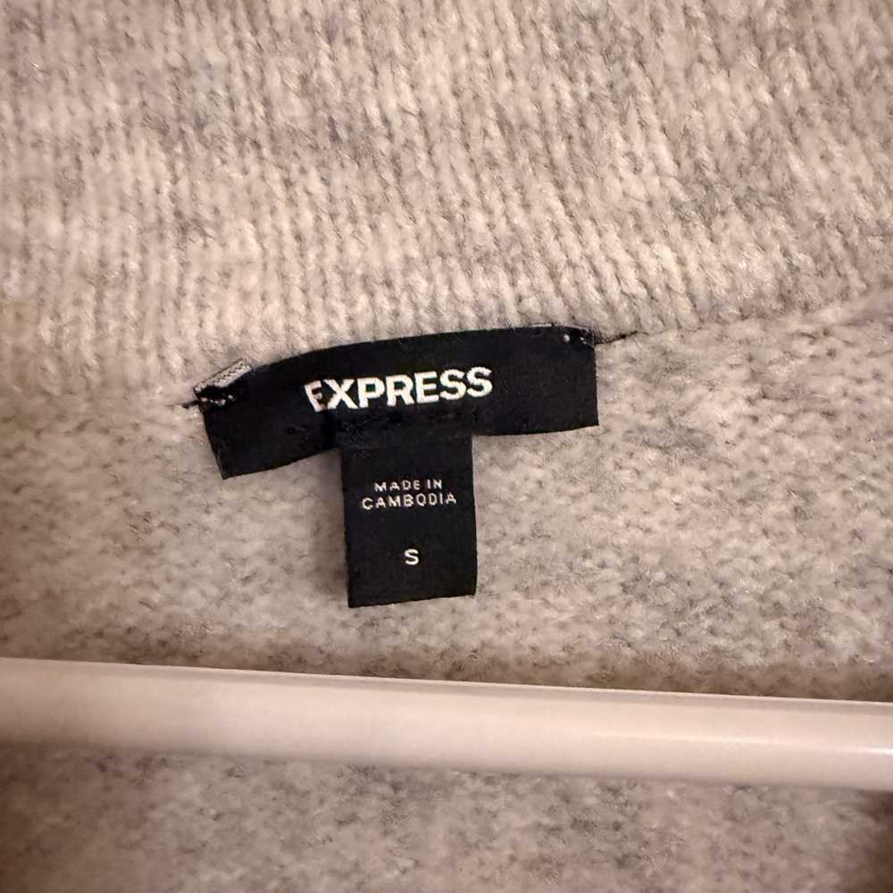 Express Heather Gray V-Neck Sweater - Picture 2 of 2